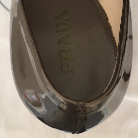 Prada Taffetas Vogue Fumo Patent Leather Pumps 39.5/9.5 Smoke Gray/Bronze - Picture 5 of 10